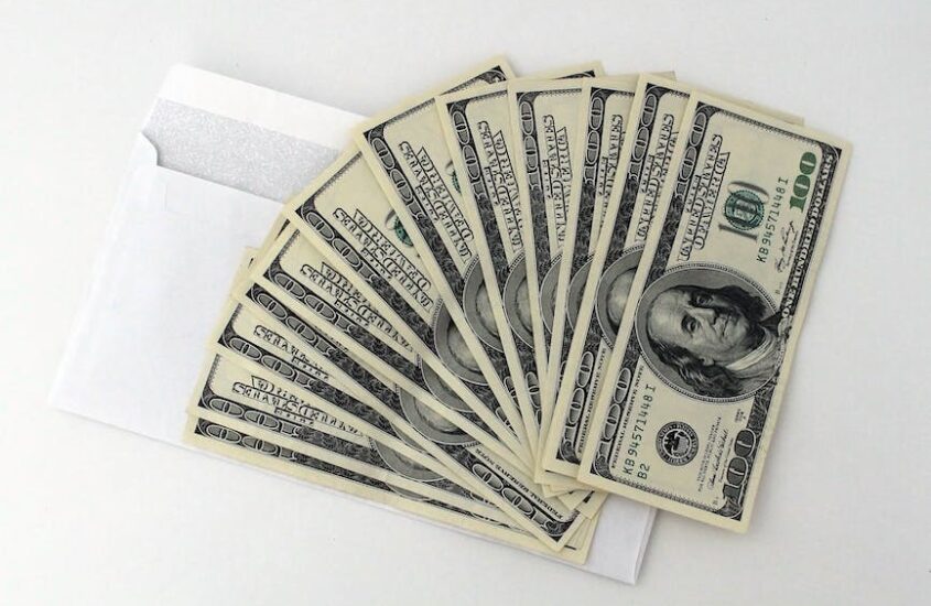 Hoe brengt bizzey hun geld rendabel ten opzichte van concurrentie uit in een zeer competitieve omgeving?